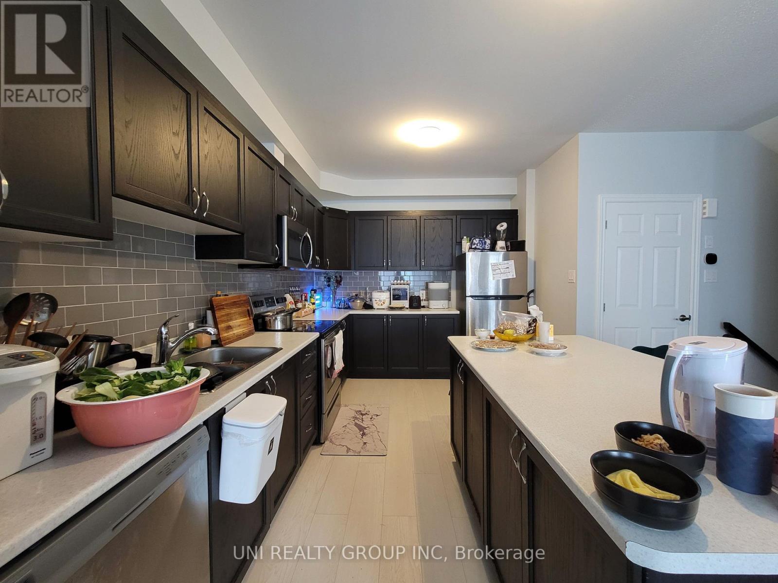 302 Ilmenite Private, Ottawa, Ontario  K2J 7C8 - Photo 9 - X12430898