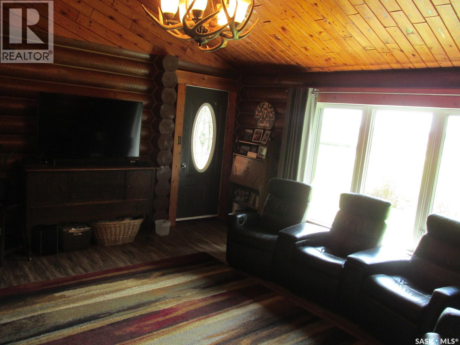Garrick Log Home Acreage, Torch River Rm No. 488, Saskatchewan  S0J 0M0 - Photo 20 - SK007711