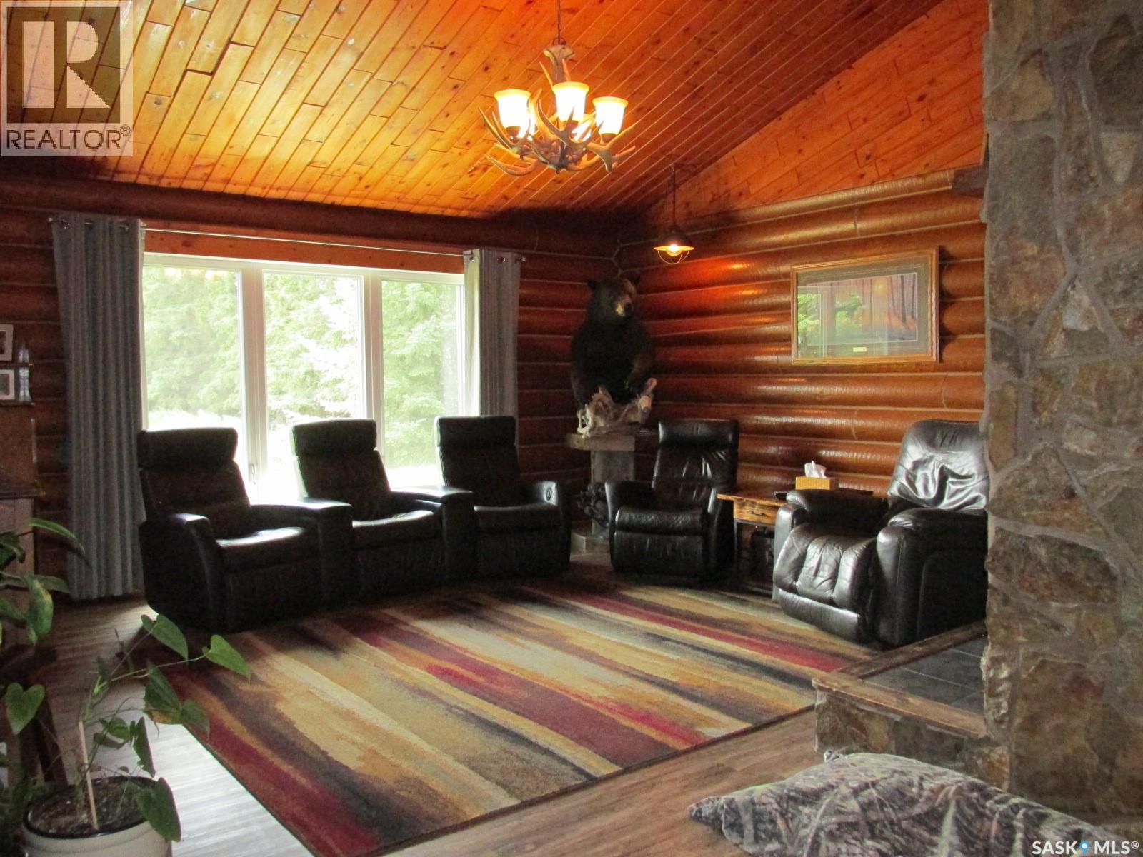 Garrick Log Home Acreage, Torch River Rm No. 488, Saskatchewan  S0J 0M0 - Photo 19 - SK007711