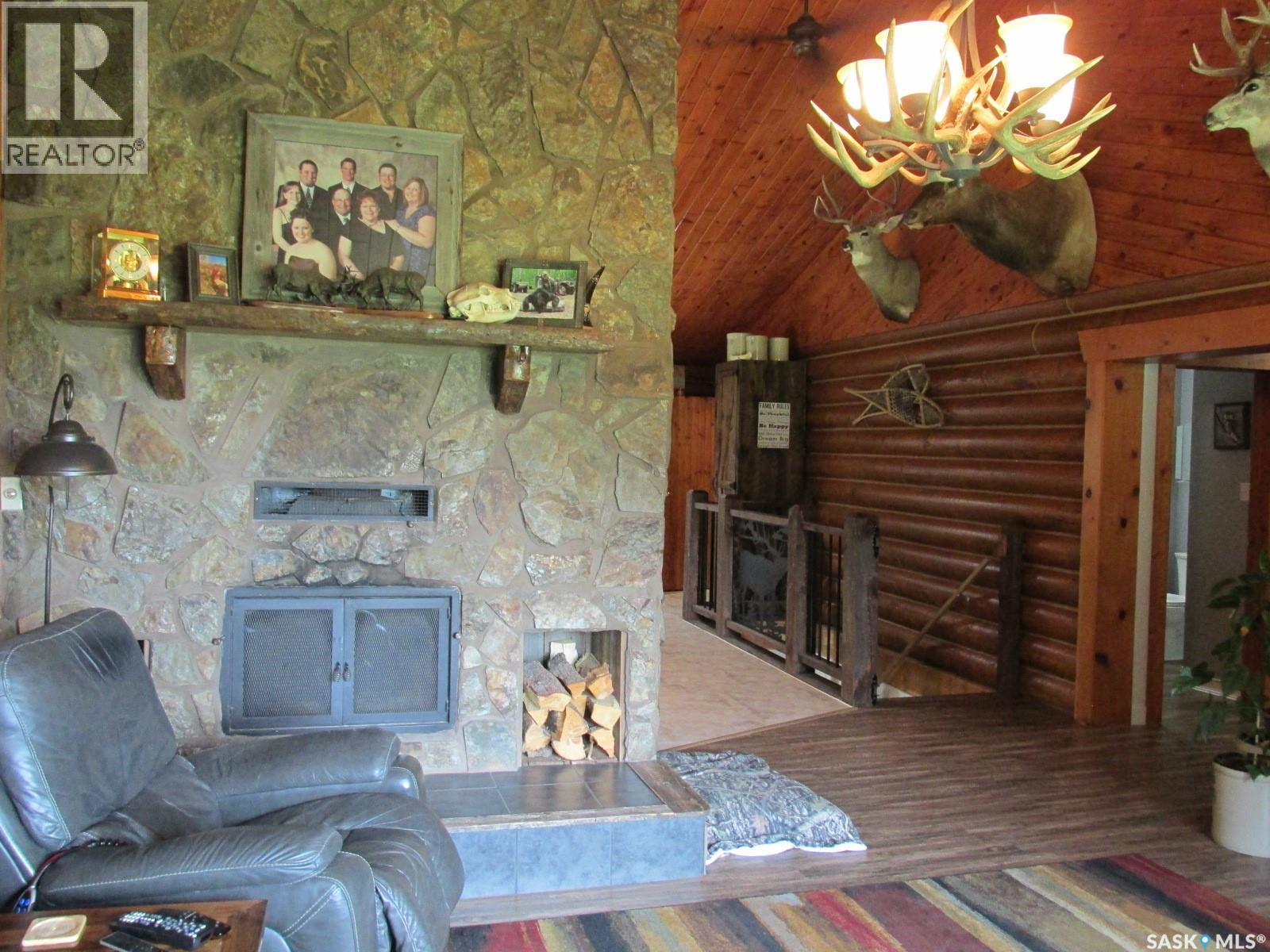 Garrick Log Home Acreage, Torch River Rm No. 488, Saskatchewan  S0J 0M0 - Photo 21 - SK007711