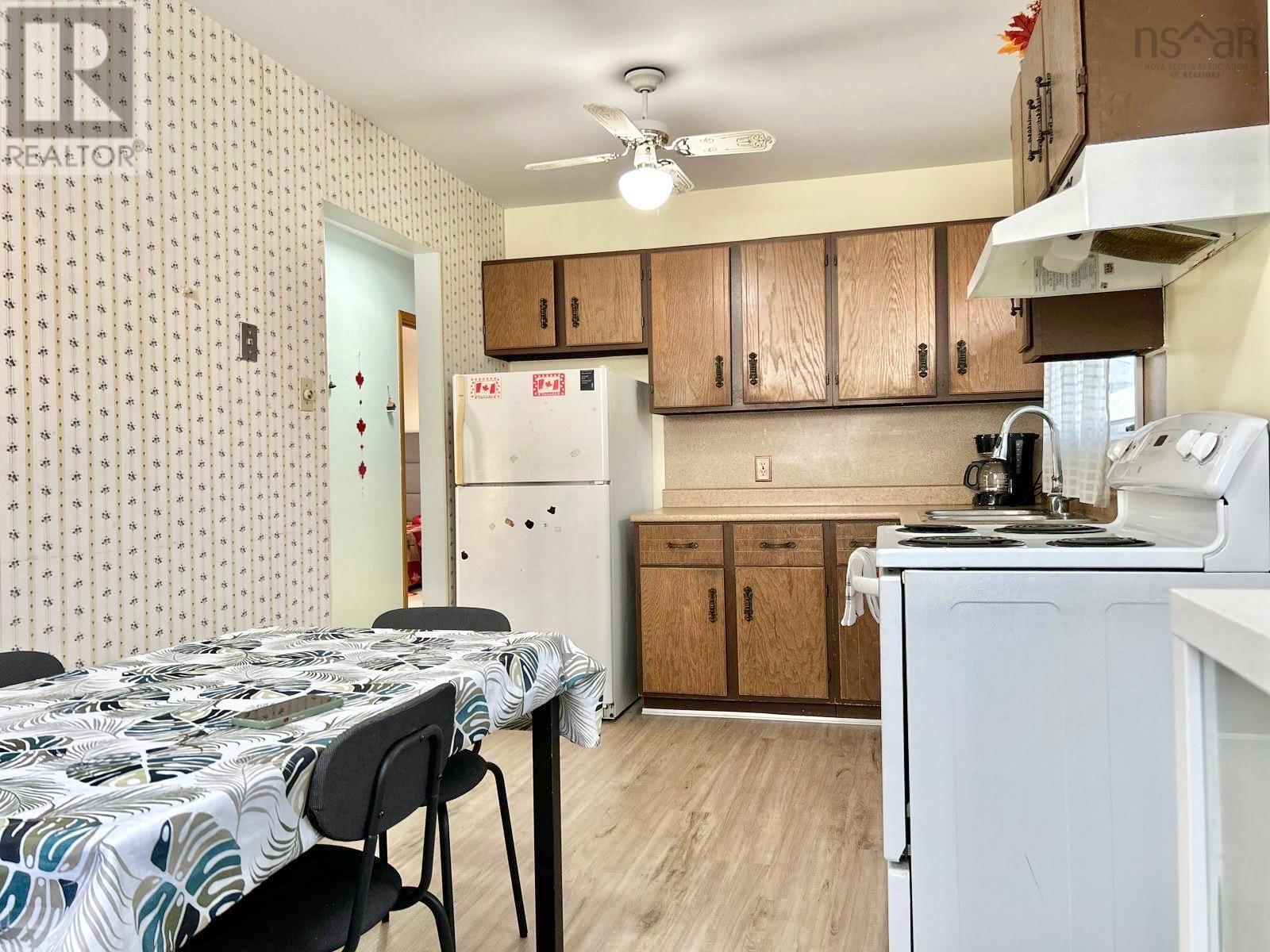 214 Arklow Drive, Dartmouth, Nova Scotia  B2W 4R6 - Photo 6 - 202523154
