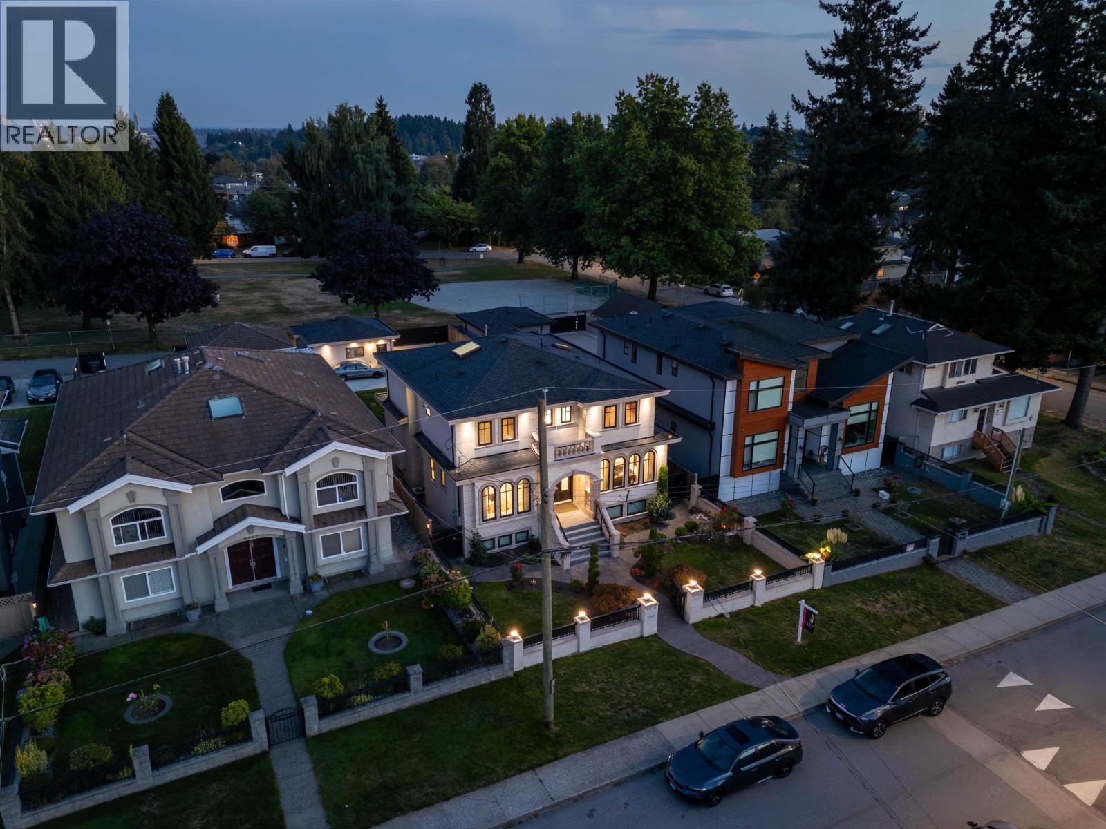 8416 13th Avenue, Burnaby, British Columbia  V3N 2G9 - Photo 37 - R3048446