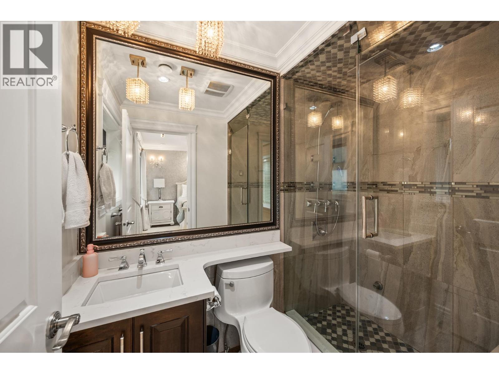 8416 13th Avenue, Burnaby, British Columbia  V3N 2G9 - Photo 26 - R3048446