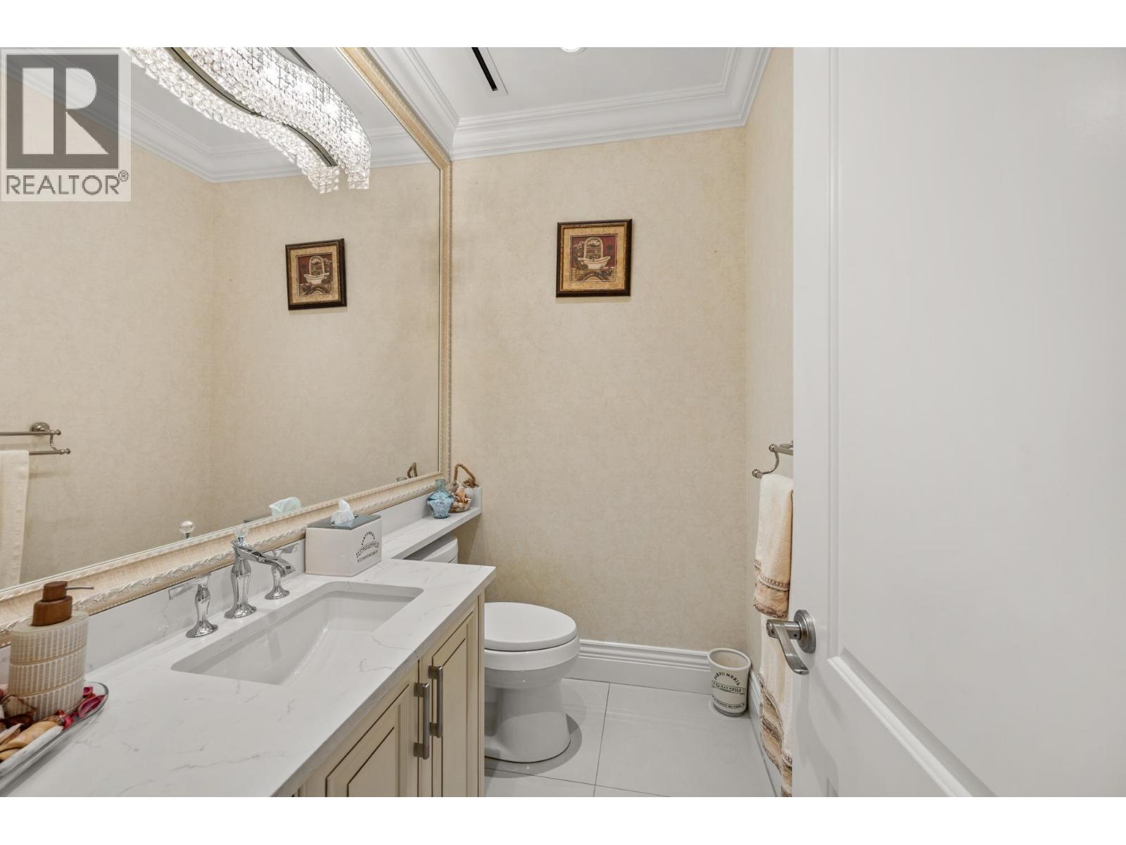 8416 13th Avenue, Burnaby, British Columbia  V3N 2G9 - Photo 32 - R3048446