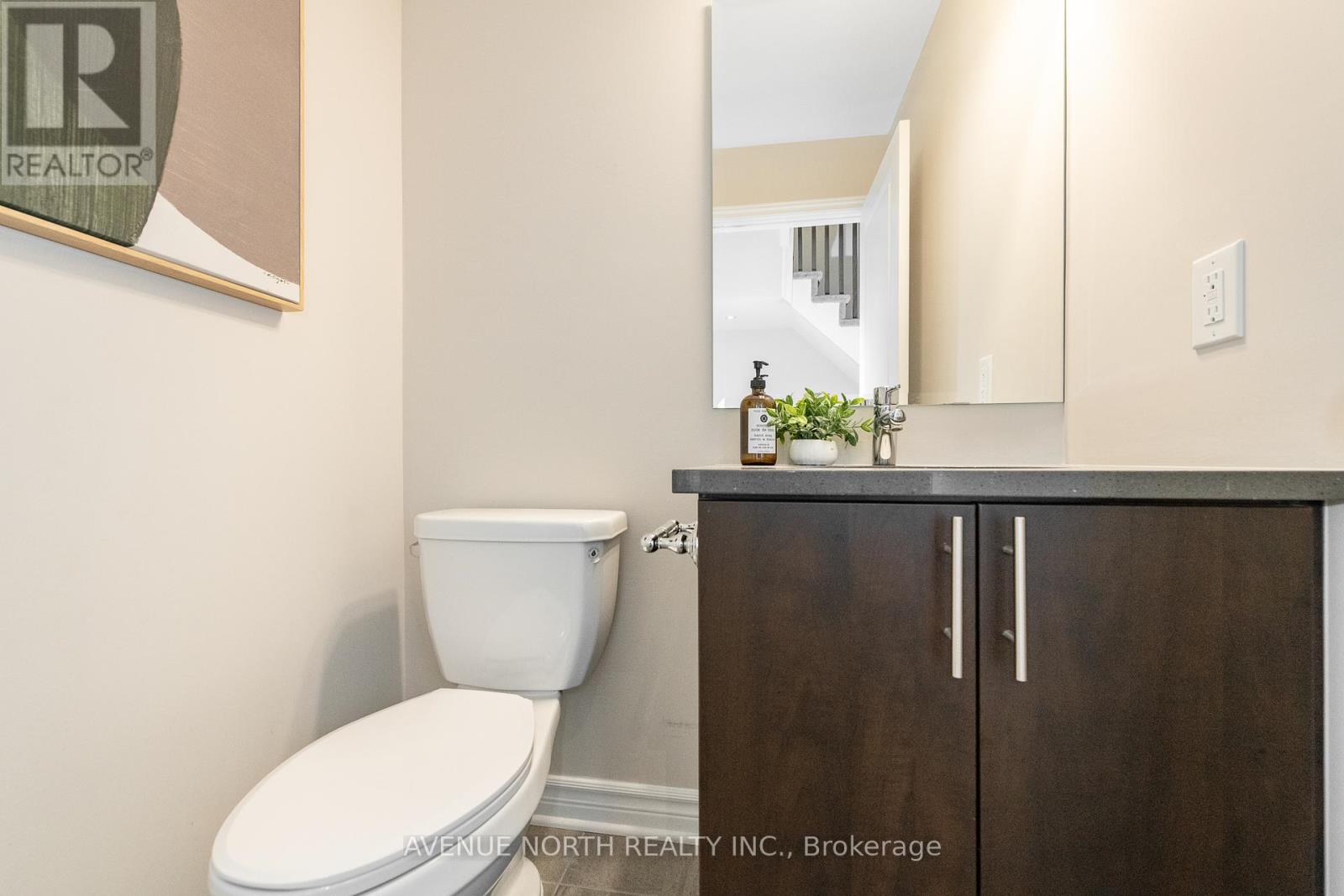 172 Larimar Circle, Ottawa, Ontario  K1X 0B6 - Photo 5 - X12430901
