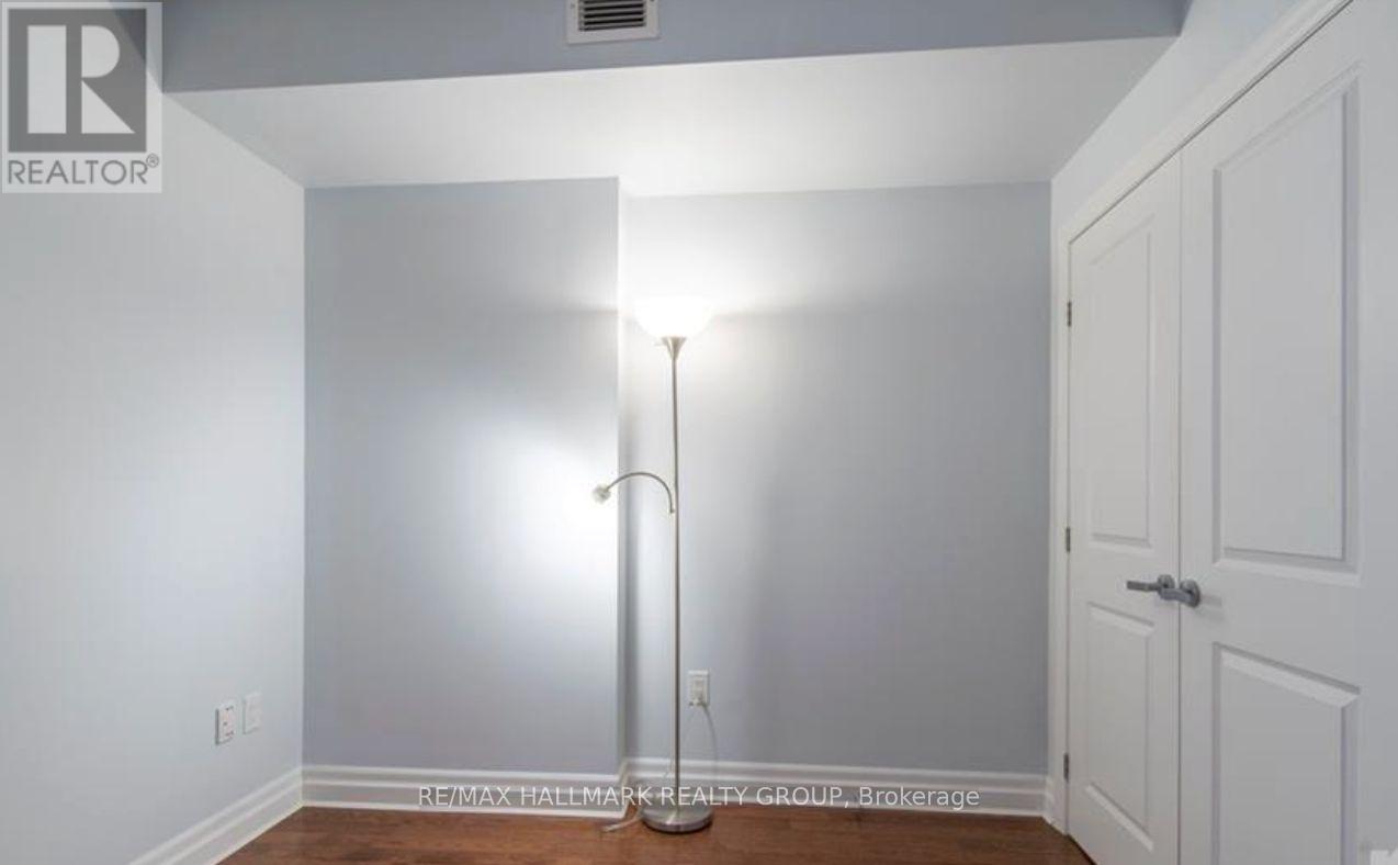 305 - 90 Landry Street, Ottawa, Ontario  K1L 0A8 - Photo 12 - X12430902