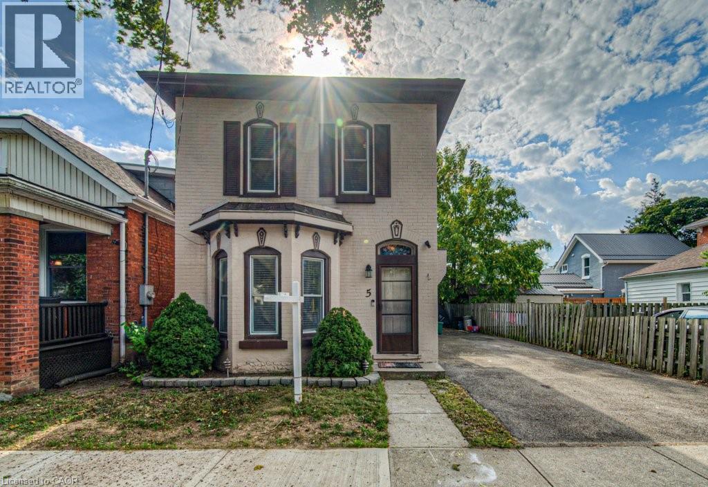 5 Superior Street, Brantford, Ontario  N3S 2J9 - Photo 1 - 40769390
