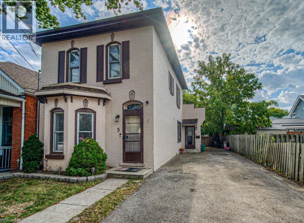 5 Superior Street, Brantford, Ontario  N3S 2J9 - Photo 2 - 40769390