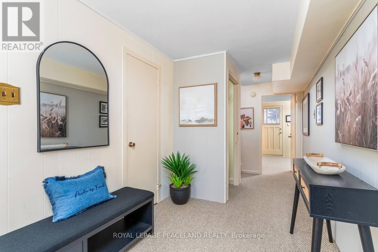 14 Whitelock Crescent, Toronto, Ontario  M2K 1V8 - Photo 2 - C12430904