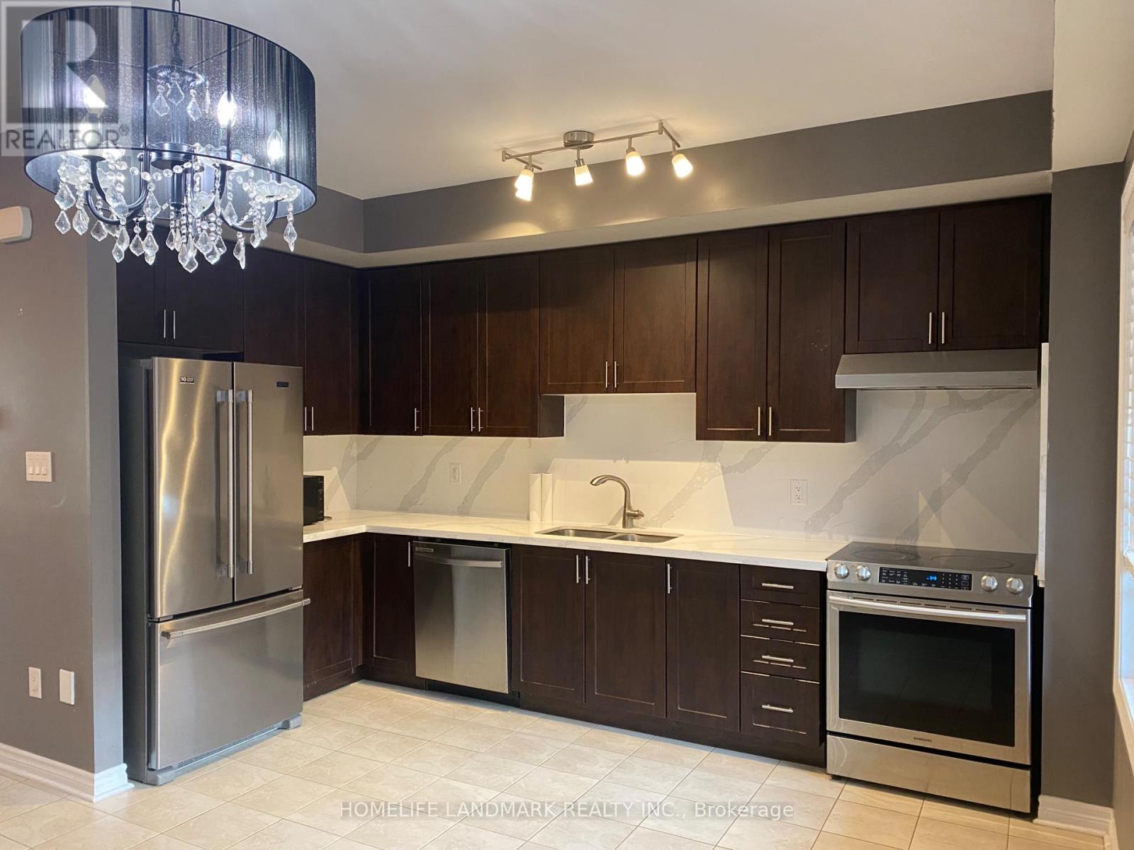 38 Orca Drive, Markham, Ontario  L6E 0R6 - Photo 12 - N12430908