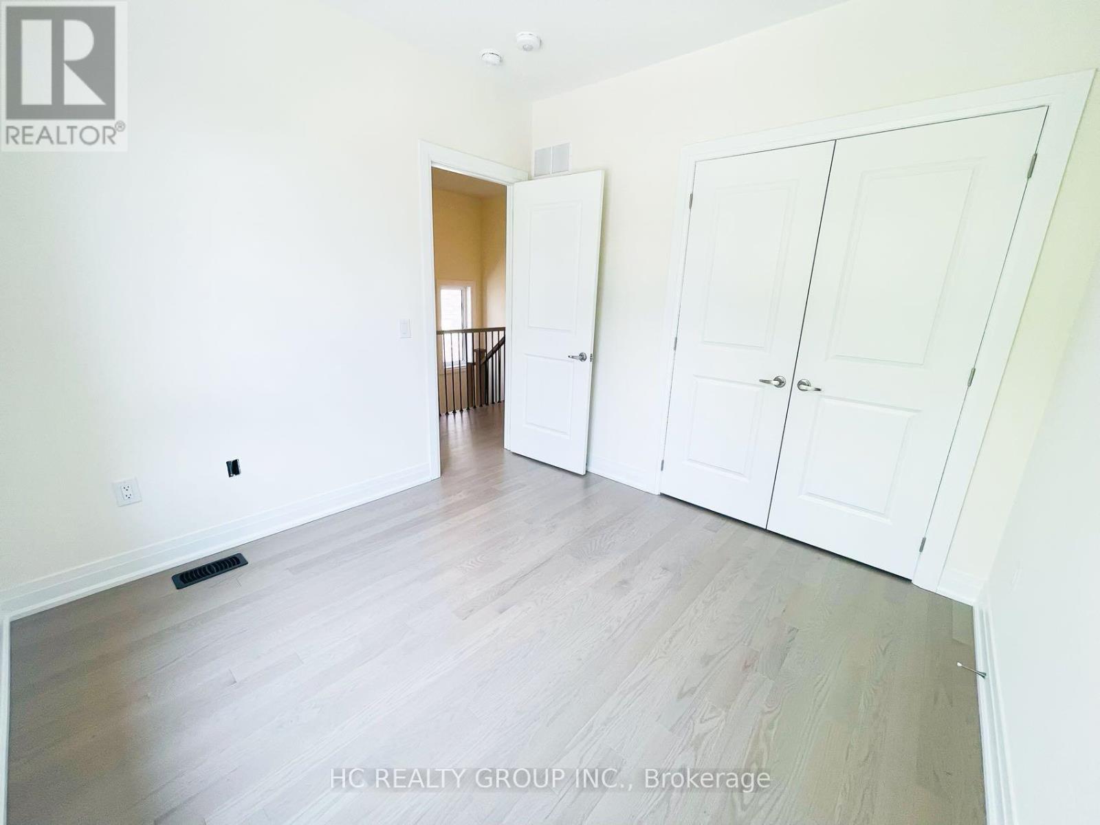 115a Bond Crescent, Richmond Hill, Ontario  L4E 3L1 - Photo 21 - N12430910