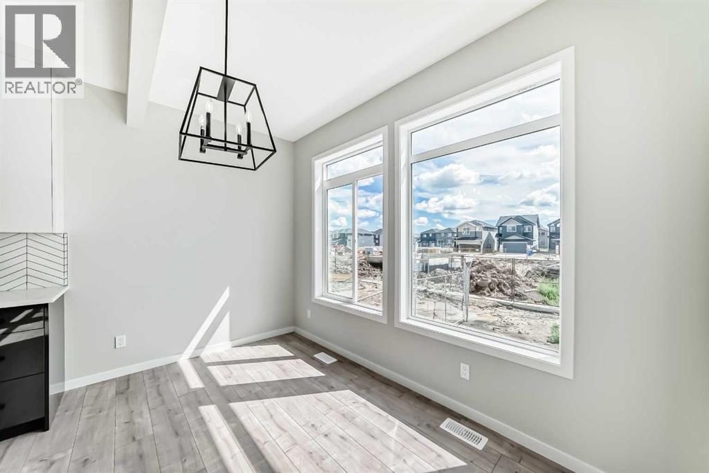 338 Corner Glen Way Ne, Calgary, Alberta  T3N 2P2 - Photo 11 - A2248057