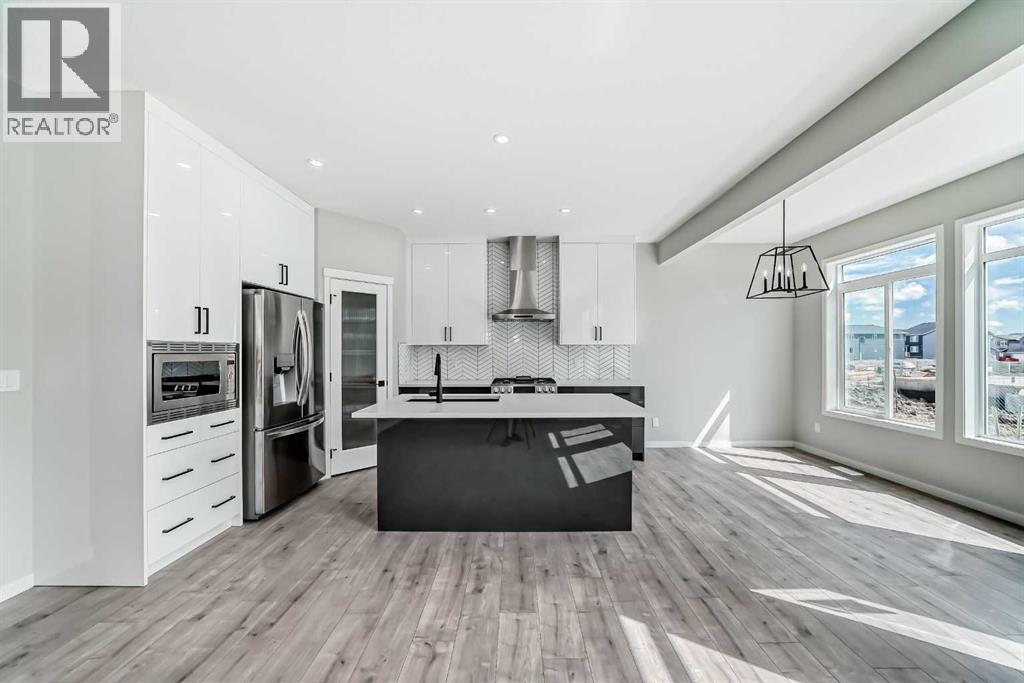 338 Corner Glen Way Ne, Calgary, Alberta  T3N 2P2 - Photo 12 - A2248057