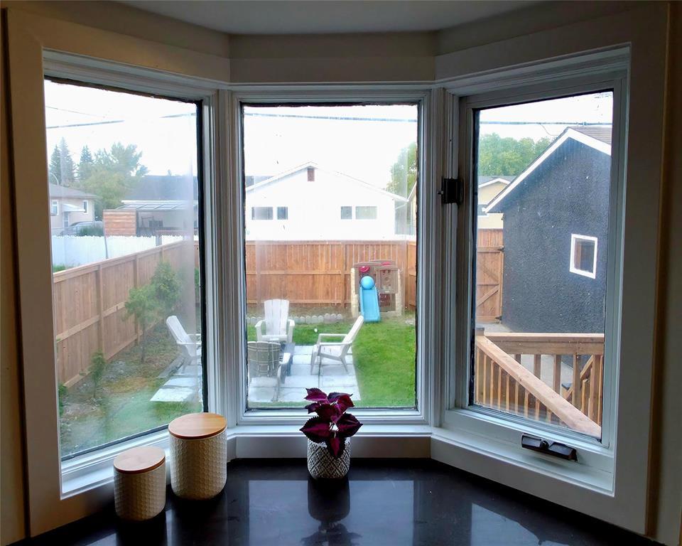 97 Teakwood Avenue, Winnipeg, Manitoba  R2V 2M7 - Photo 32 - 202525224