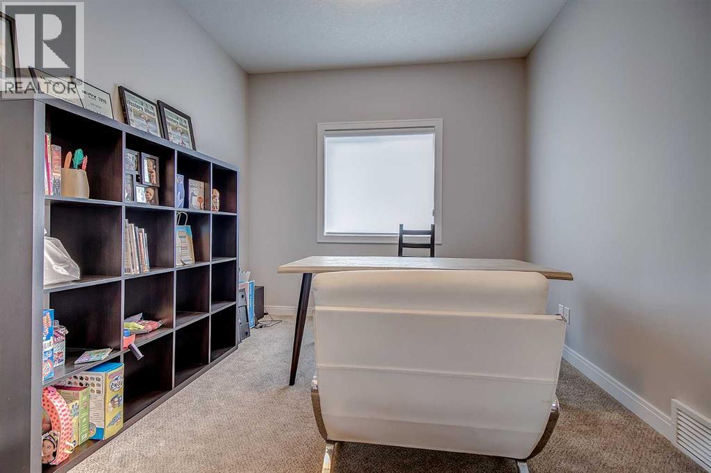 11 Drake Landing Street, Okotoks, Alberta  T1S 0P7 - Photo 6 - A2243768