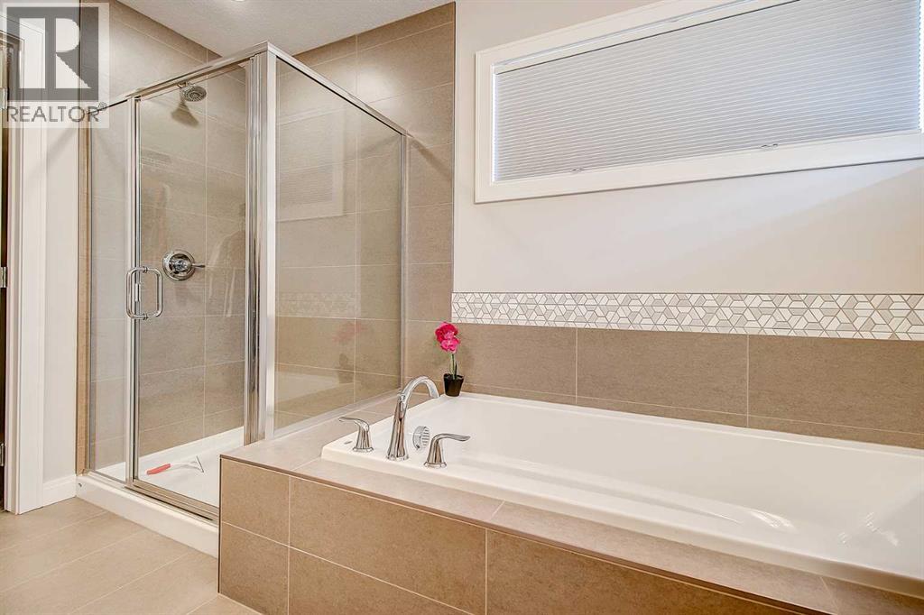 11 Drake Landing Street, Okotoks, Alberta  T1S 0P7 - Photo 28 - A2243768
