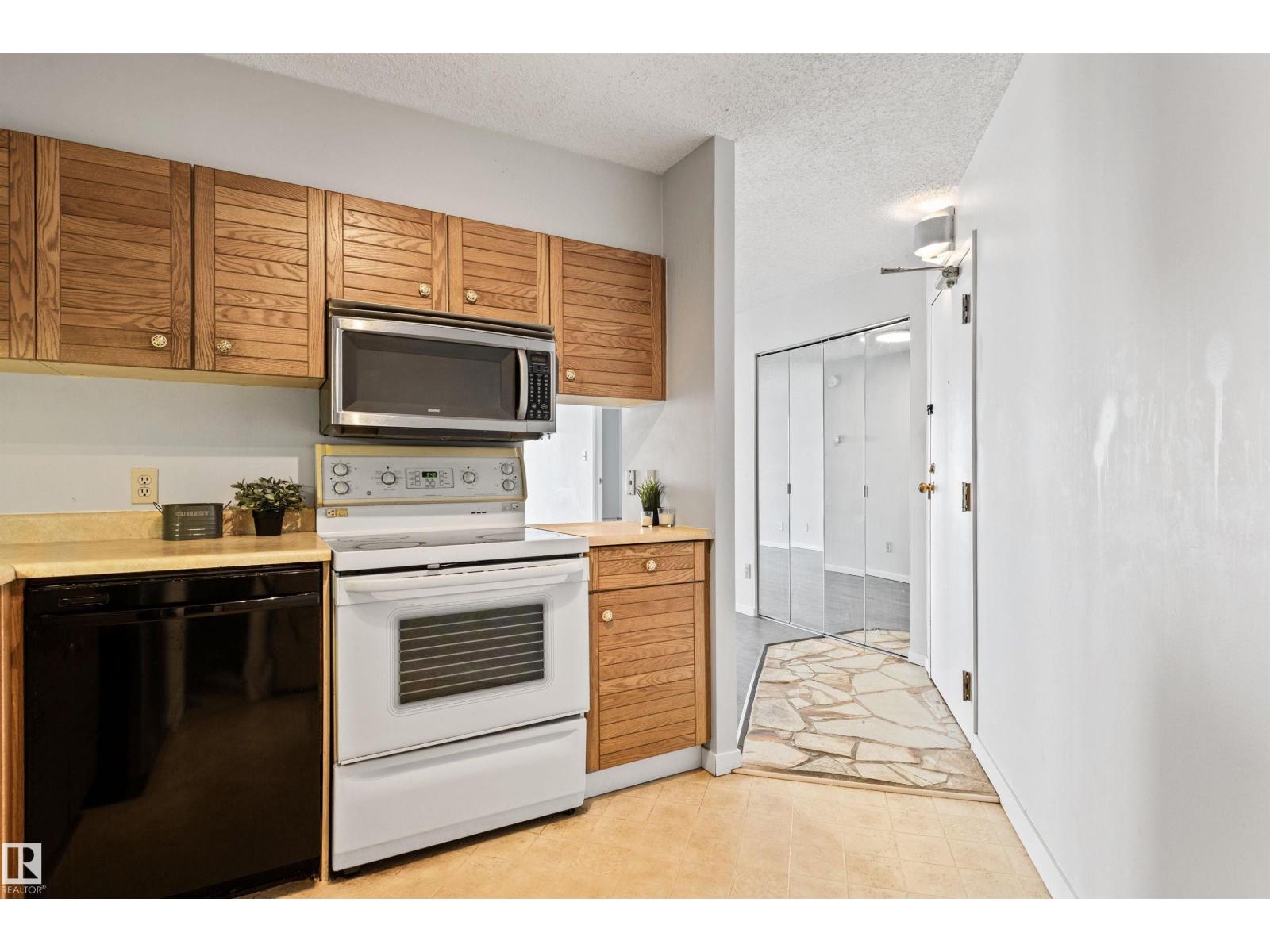 #1809 10149 Saskatchewan Dr Nw, Edmonton, Alberta  T6E 6B6 - Photo 28 - E4453203