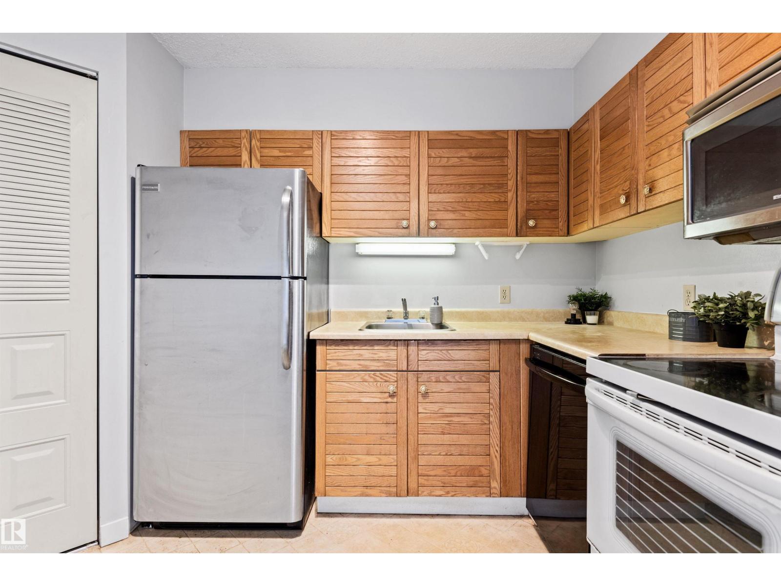 #1809 10149 Saskatchewan Dr Nw, Edmonton, Alberta  T6E 6B6 - Photo 26 - E4453203
