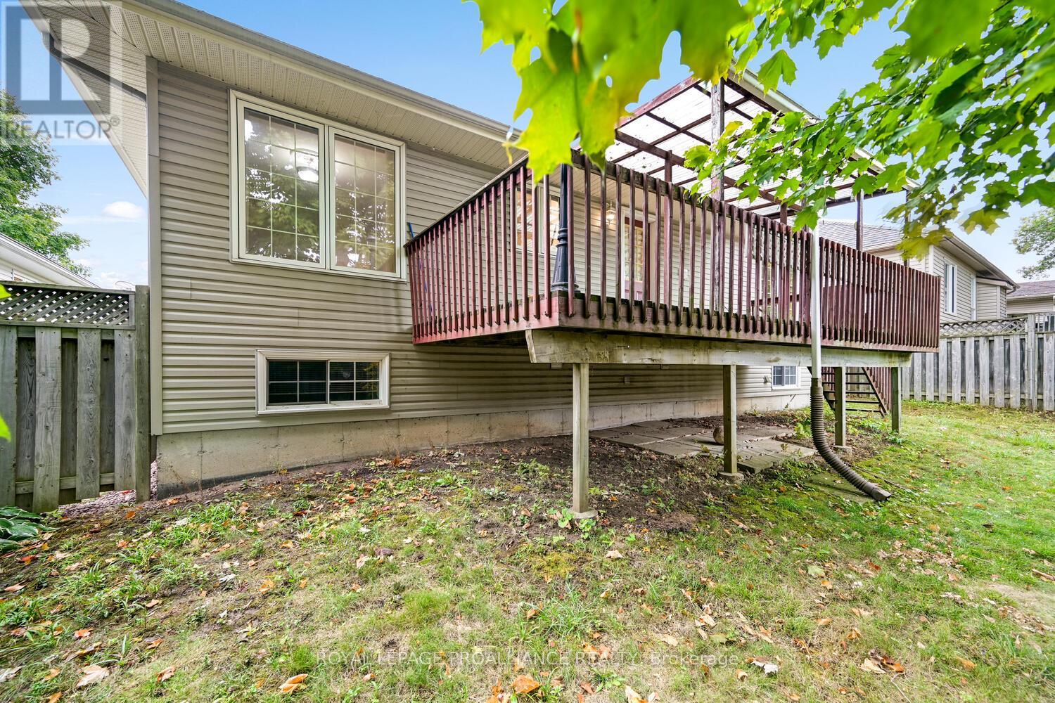 1003 Montrose Street, Brockville, Ontario  K6V 7E9 - Photo 35 - X12430922