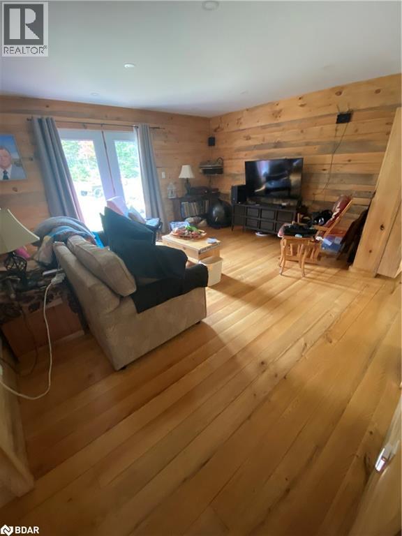 1070 Vankoughnet Road Road, Bracebridge, Ontario  P1L 1X1 - Photo 8 - 40774233