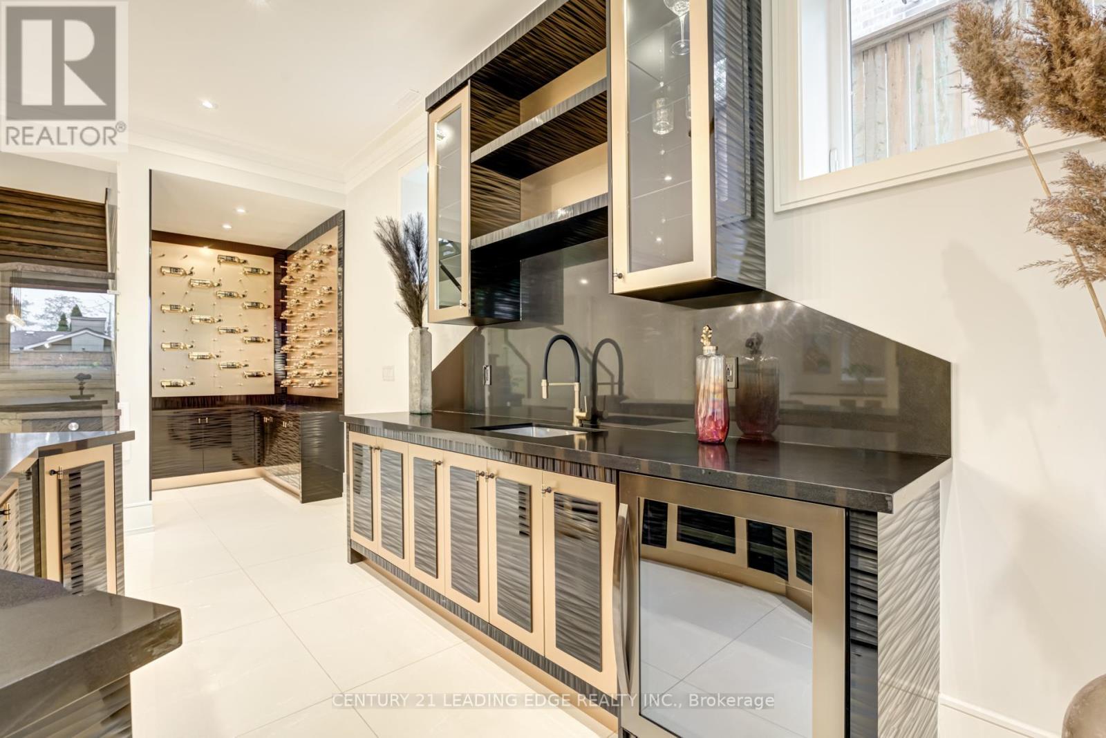 179 Burndale Avenue, Toronto, Ontario  M2N 1T1 - Photo 35 - C12422011
