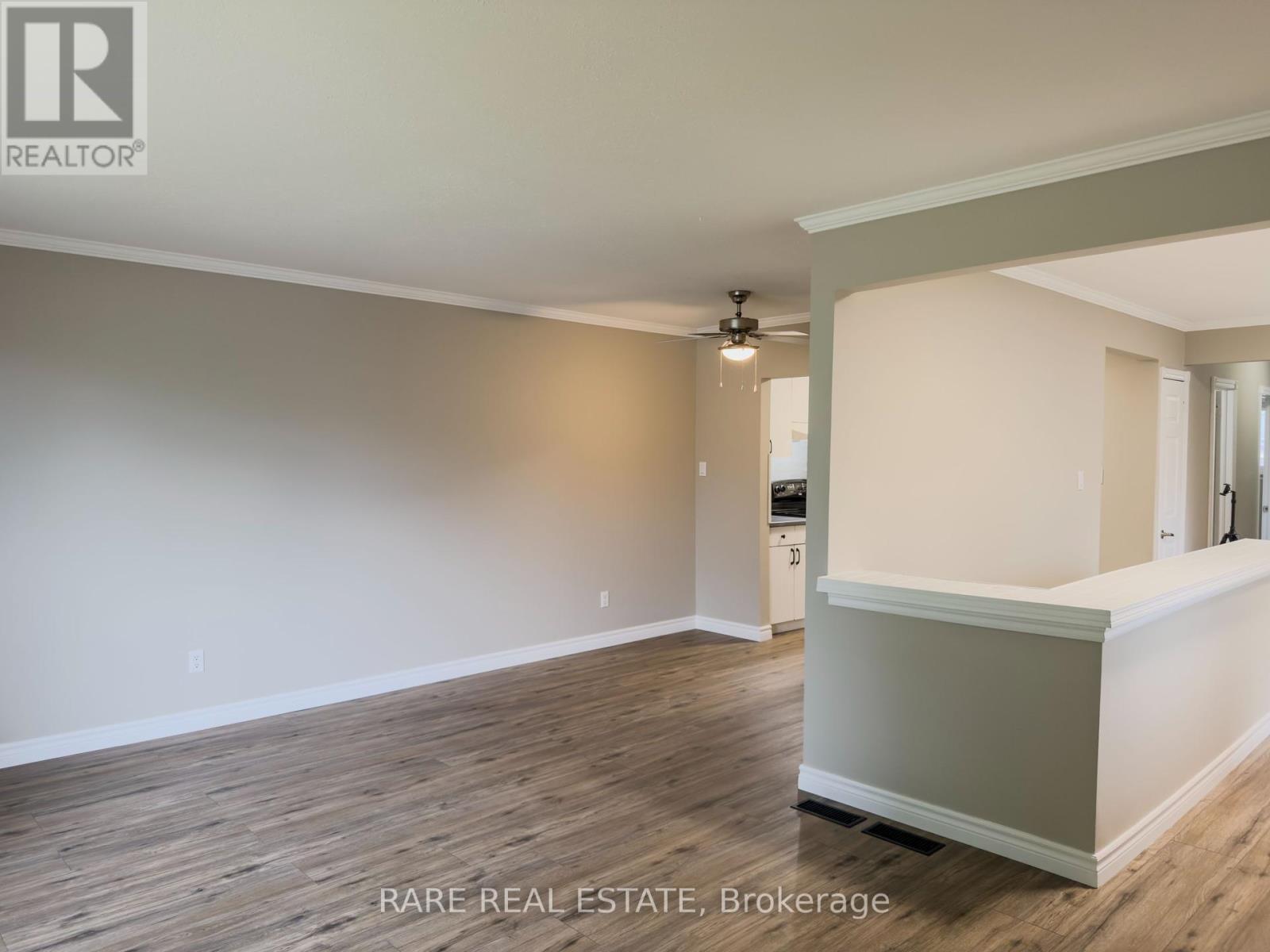 75a Dawson Road E, Orangeville, Ontario  L9W 2W4 - Photo 2 - W12430918