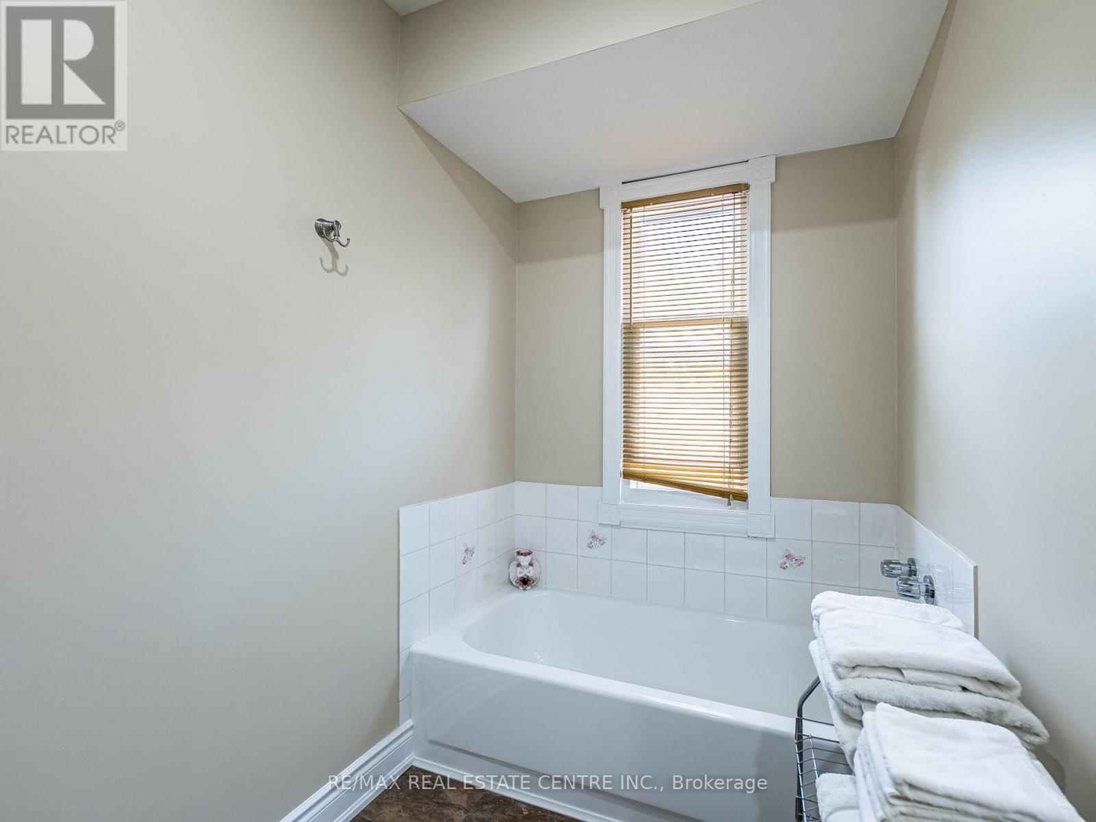 490 Old Harwood Avenue, Ajax, Ontario  L1T 3L1 - Photo 26 - E12427939