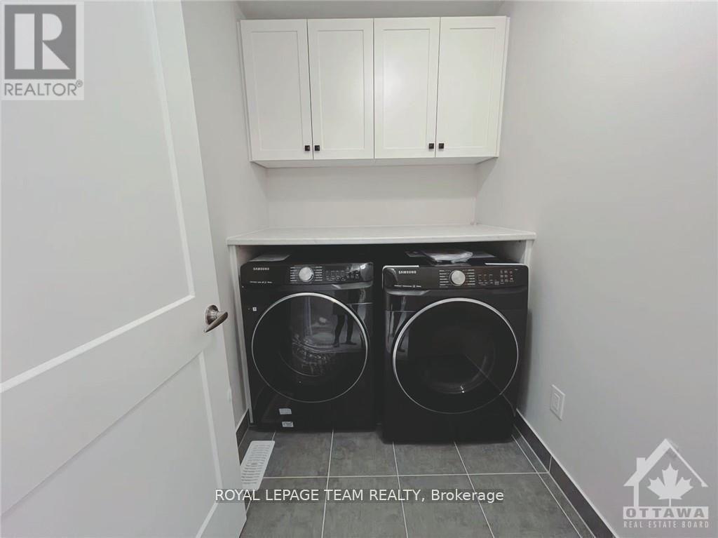 722 Vennecy Terrace, Ottawa, Ontario  K1W 0N3 - Photo 16 - X12430926