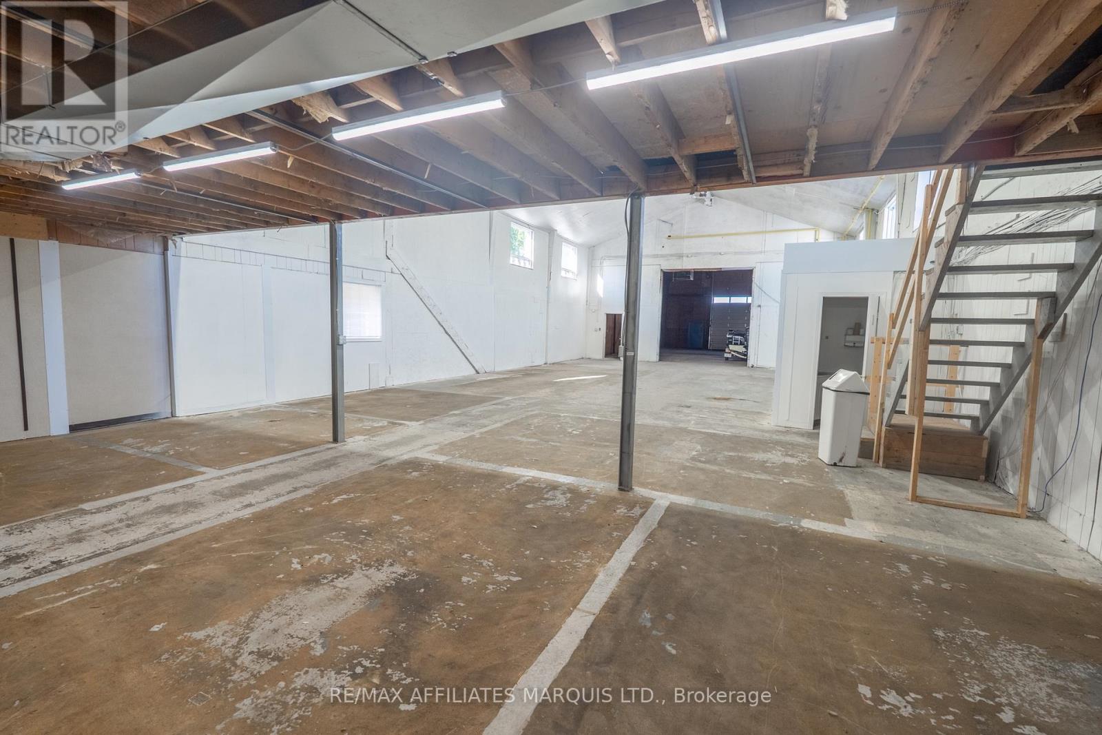 1397 Rosemount Avenue, Cornwall, Ontario  K6J 3E5 - Photo 10 - X12430930