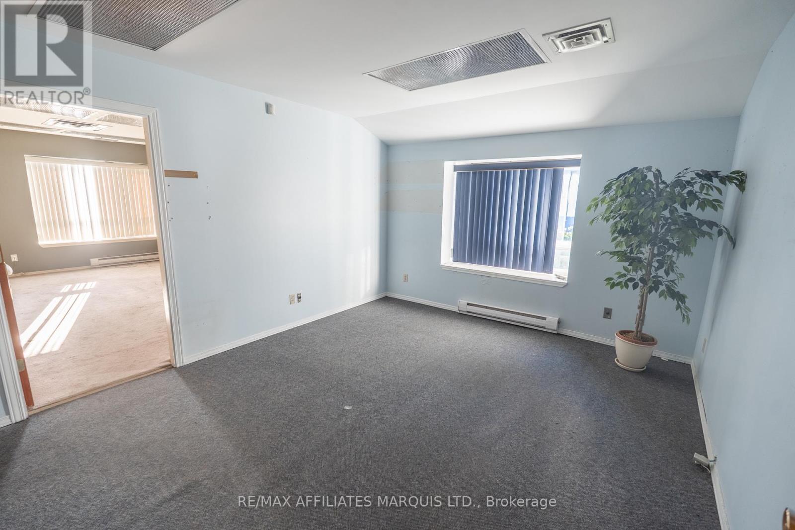 1397 Rosemount Avenue, Cornwall, Ontario  K6J 3E5 - Photo 15 - X12430930