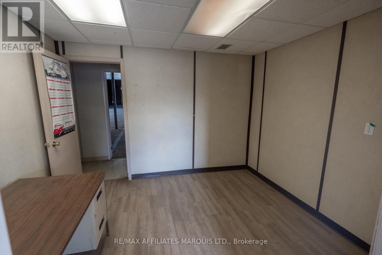 1397 Rosemount Avenue, Cornwall, Ontario  K6J 3E5 - Photo 6 - X12430930