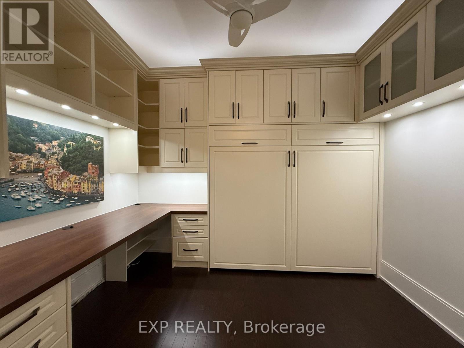 2311 - 70 Roehampton Avenue, Toronto, Ontario  M4P 1R2 - Photo 6 - C12430941