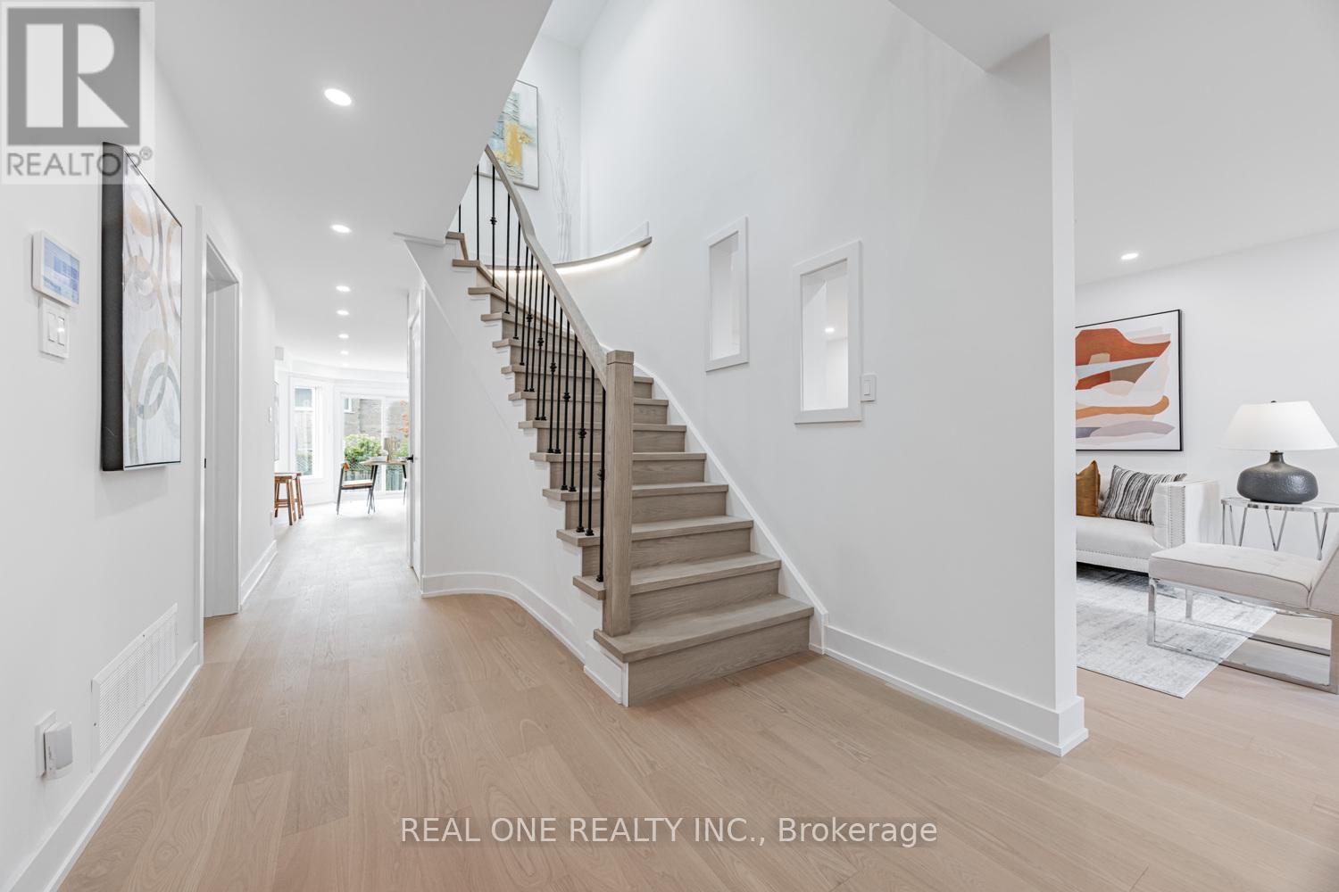 50 Bryant Road, Markham, Ontario  L3P 5Z2 - Photo 4 - N12430933