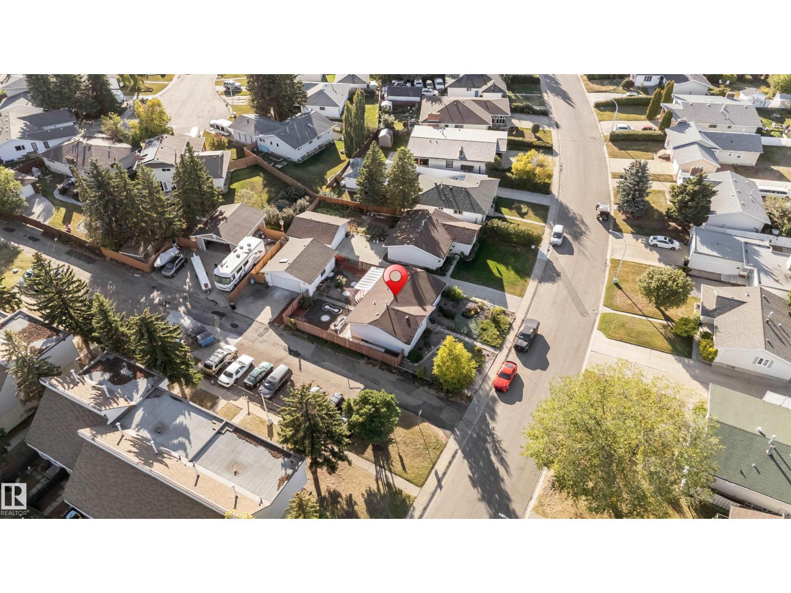 8103 14 Av Nw, Edmonton, Alberta  T6K 1X3 - Photo 12 - E4459894