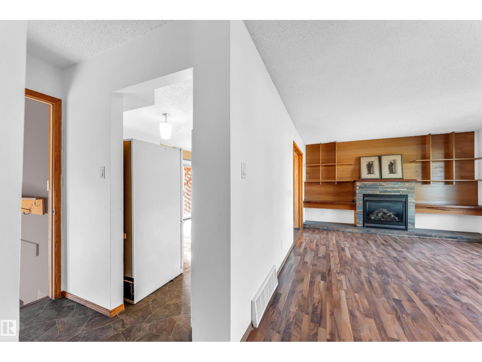 8103 14 Av Nw, Edmonton, Alberta  T6K 1X3 - Photo 22 - E4459894