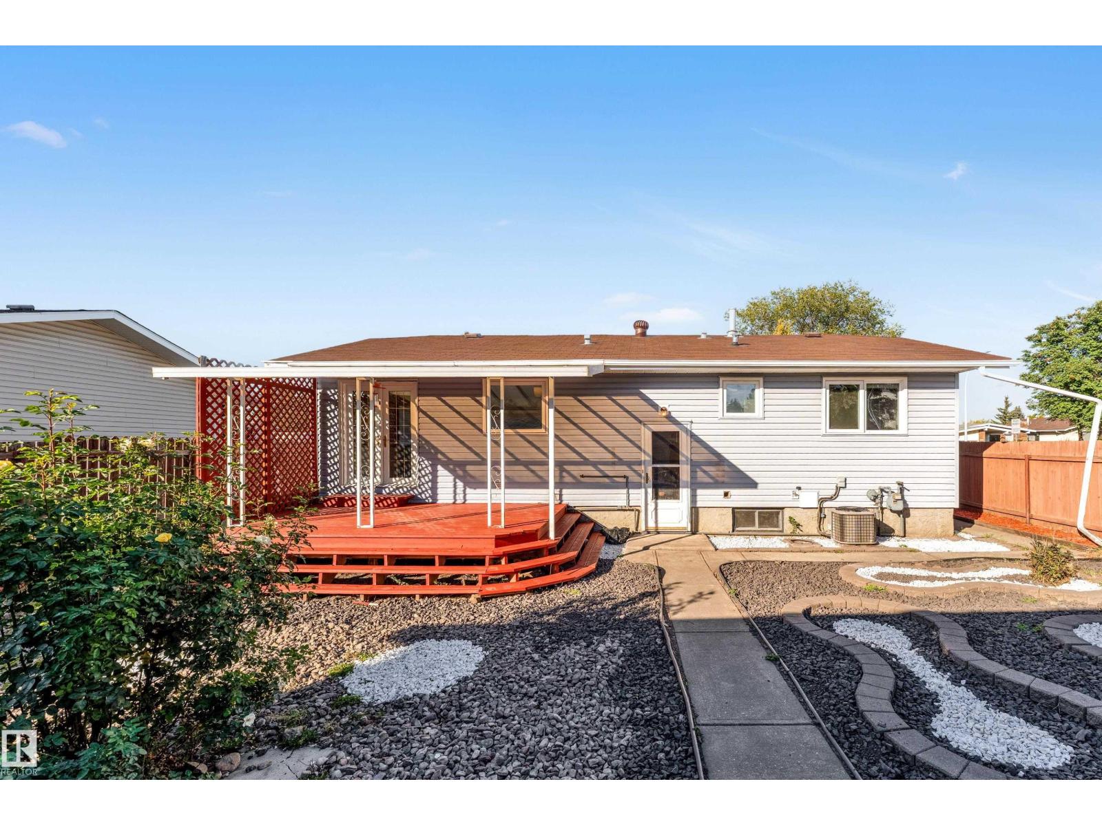 8103 14 Av Nw, Edmonton, Alberta  T6K 1X3 - Photo 4 - E4459894