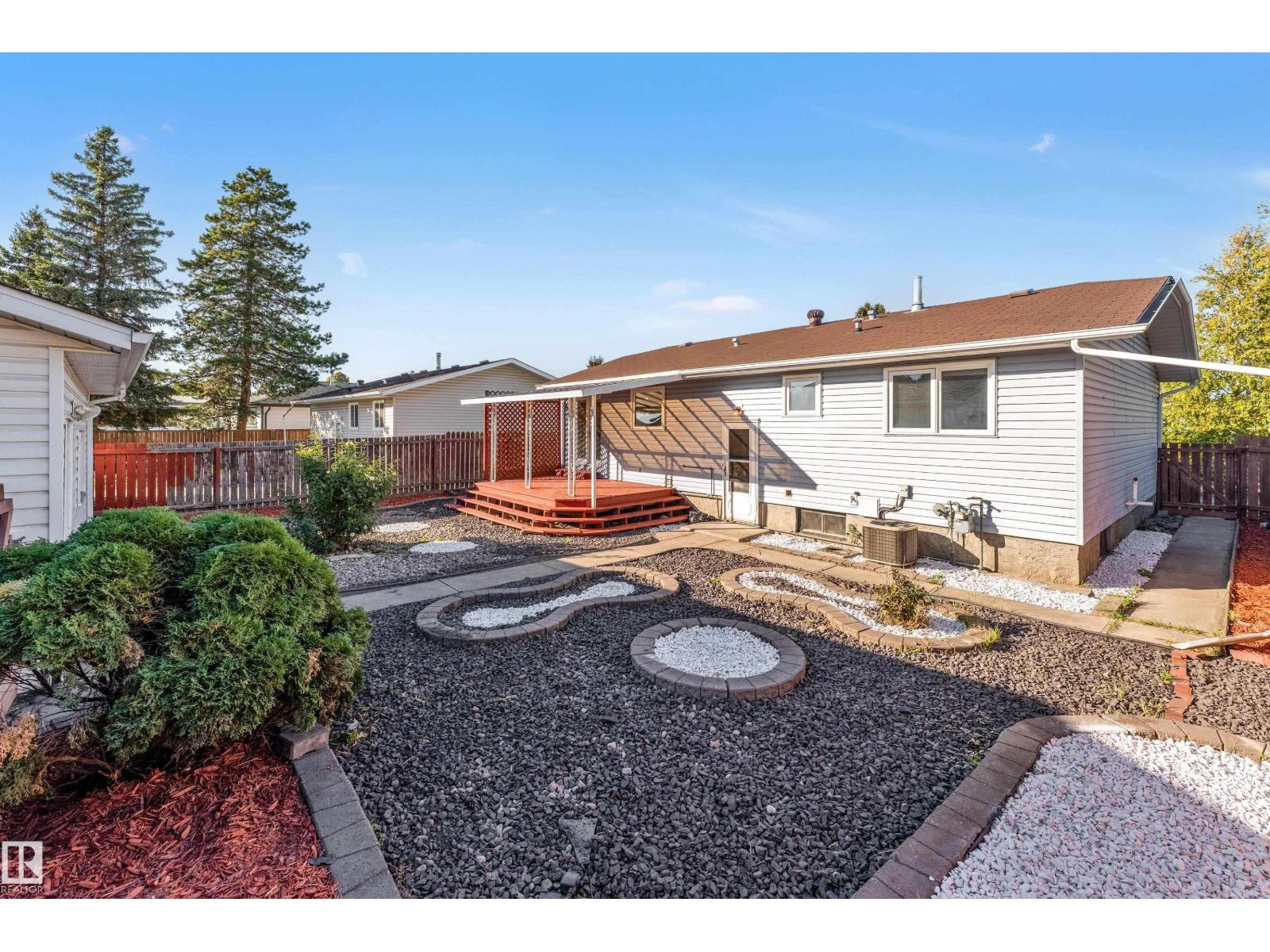 8103 14 Av Nw, Edmonton, Alberta  T6K 1X3 - Photo 5 - E4459894