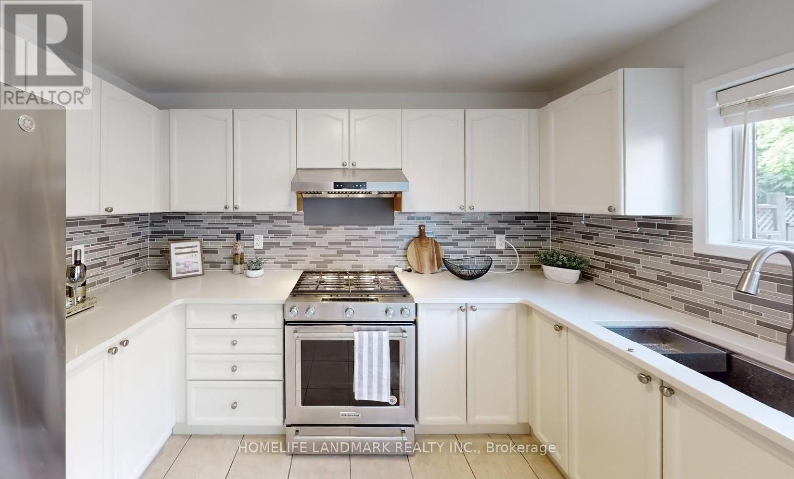 2151 Orchard Road, Burlington, Ontario  L7L 7K6 - Photo 12 - W12430950