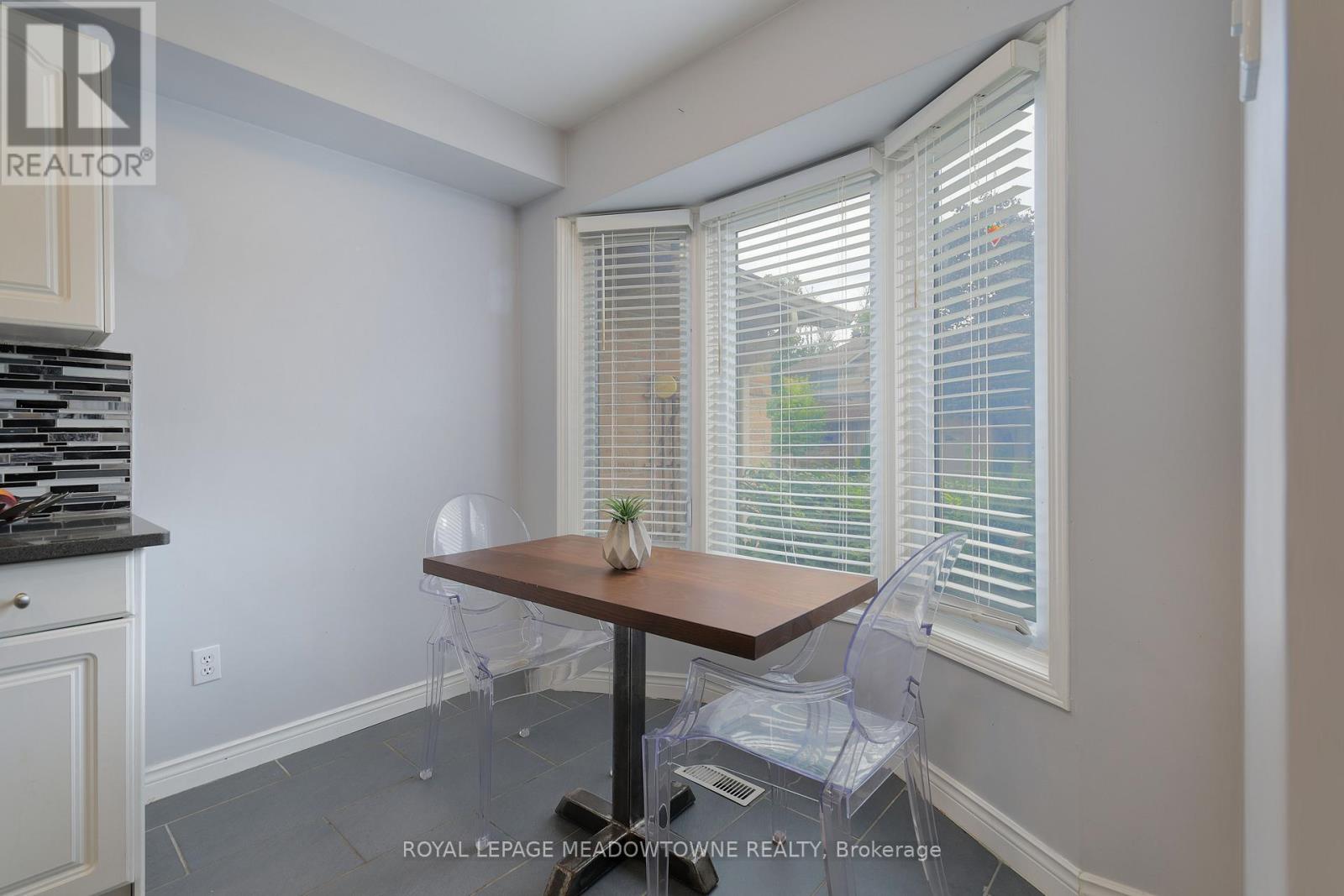 34 - 800 Upper Paradise Road, Hamilton, Ontario  L9C 7L2 - Photo 13 - X12430948