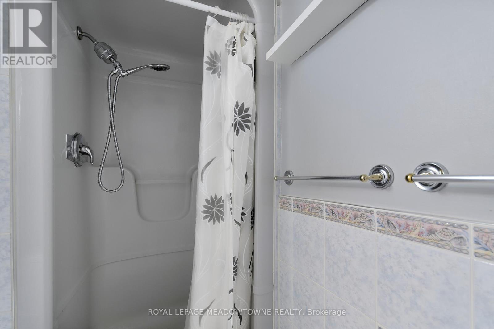 34 - 800 Upper Paradise Road, Hamilton, Ontario  L9C 7L2 - Photo 28 - X12430948