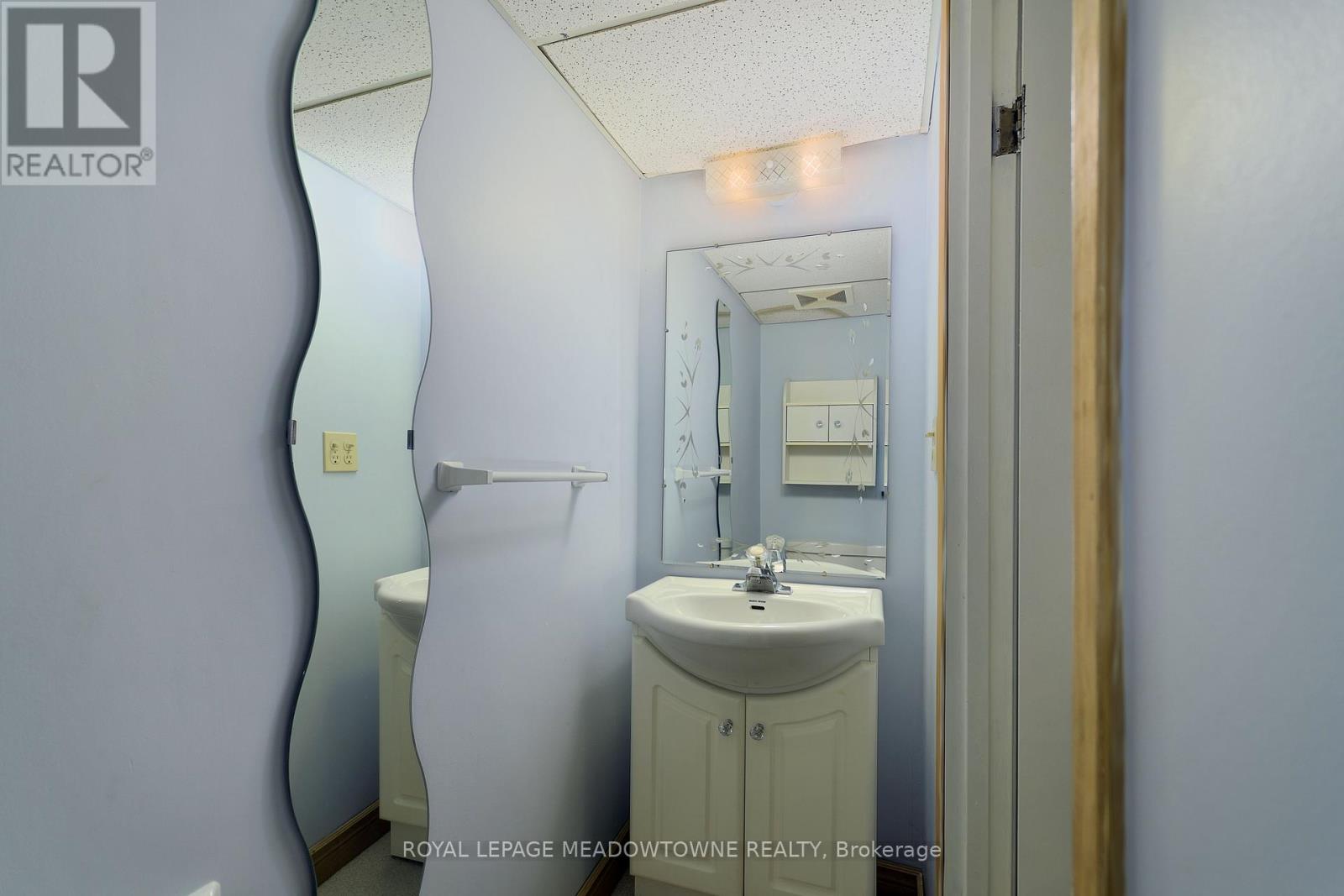 34 - 800 Upper Paradise Road, Hamilton, Ontario  L9C 7L2 - Photo 33 - X12430948