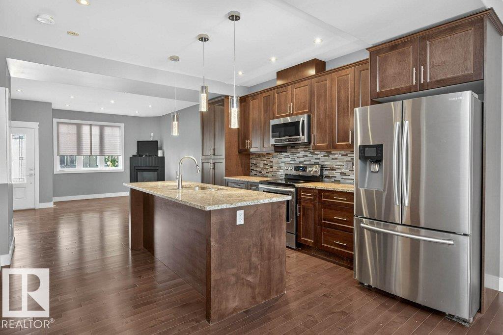 7909 105 Av Nw Nw, Edmonton, Alberta  T6A 3G9 - Photo 11 - E4459658