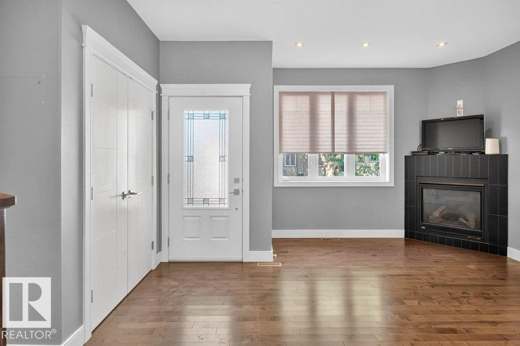 7909 105 Av Nw Nw, Edmonton, Alberta  T6A 3G9 - Photo 4 - E4459658