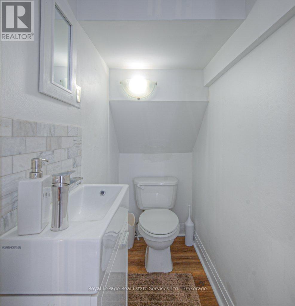 92 Adam Street, Cambridge, Ontario  N3C 2K6 - Photo 17 - X12417861