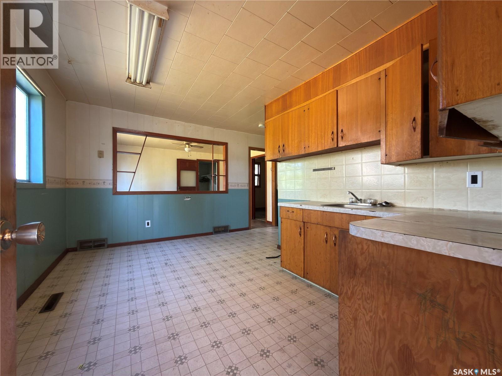 128 Railway Avenue, Margo, Saskatchewan  S0A 2M0 - Photo 6 - SK019550