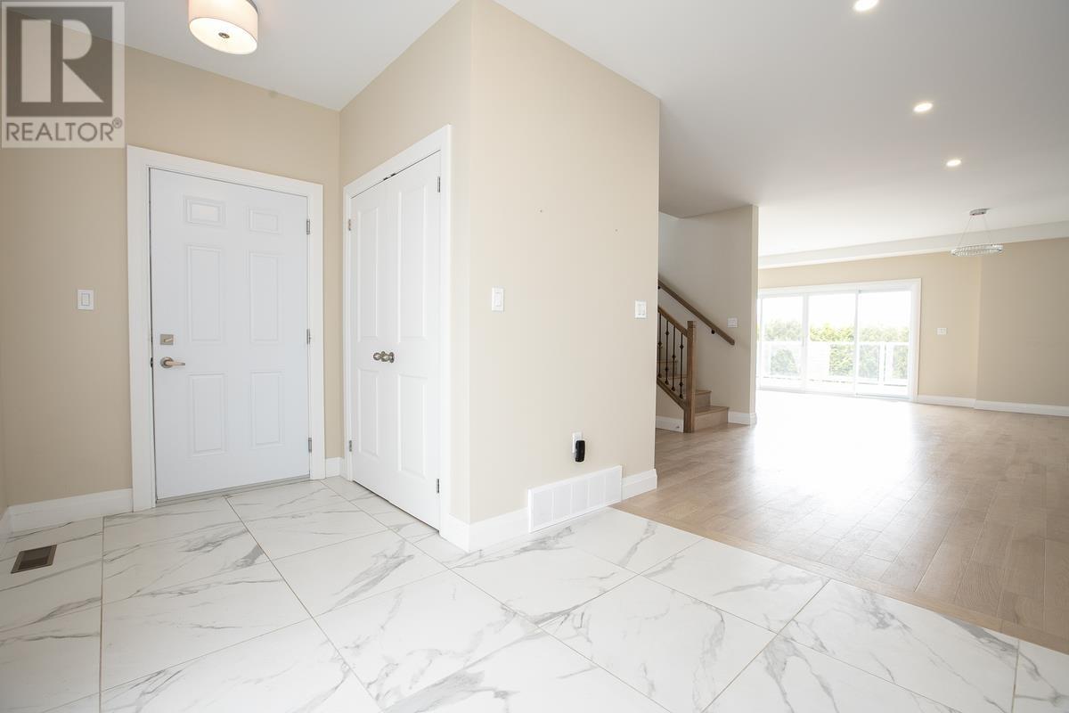 46 Foxborough Trl, Sault Ste. Marie, Ontario  P6A 0B5 - Photo 13 - SM251672