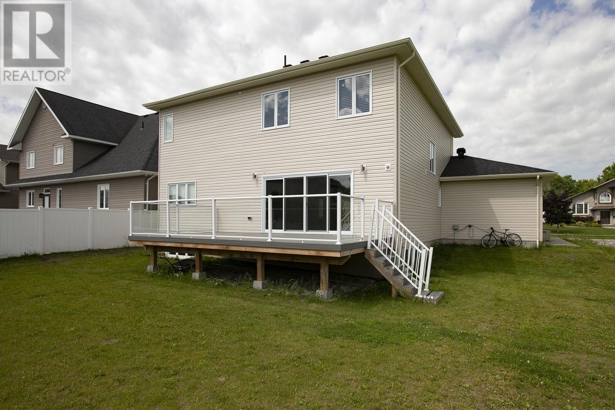 46 Foxborough Trl, Sault Ste. Marie, Ontario  P6A 0B5 - Photo 6 - SM251672