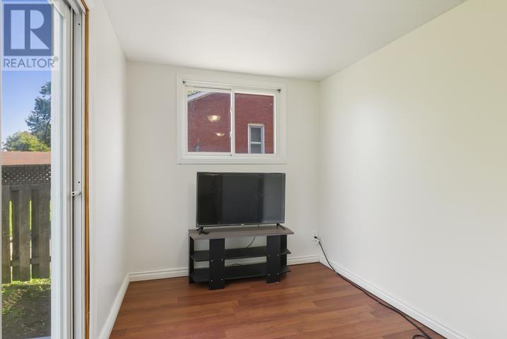298 Hampton Road, Sault Ste. Marie, Ontario  P6C 2N7 - Photo 16 - SM252697