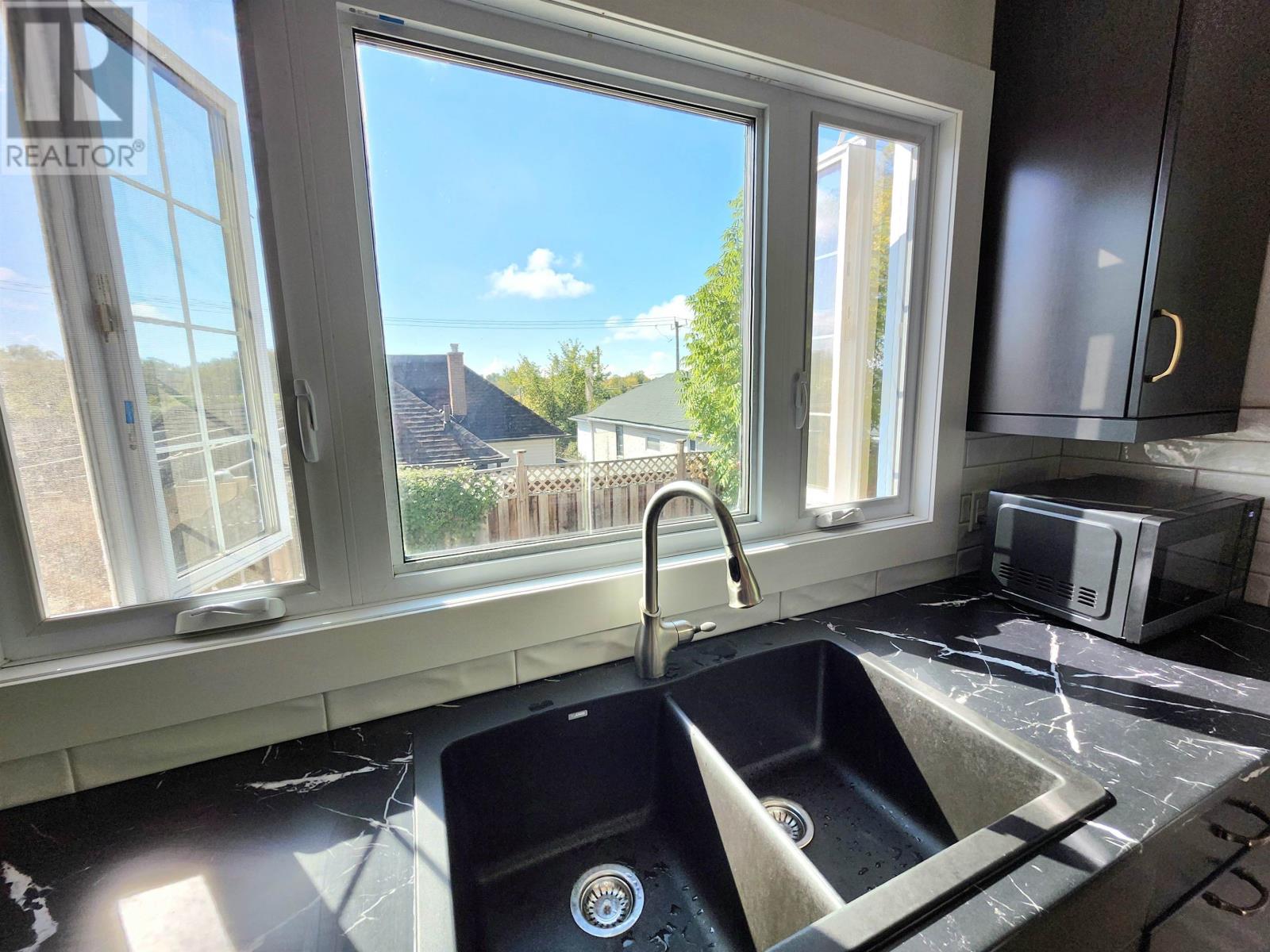 214 Sixth Ave, Kenora, Ontario  P9N 2C1 - Photo 12 - TB253012