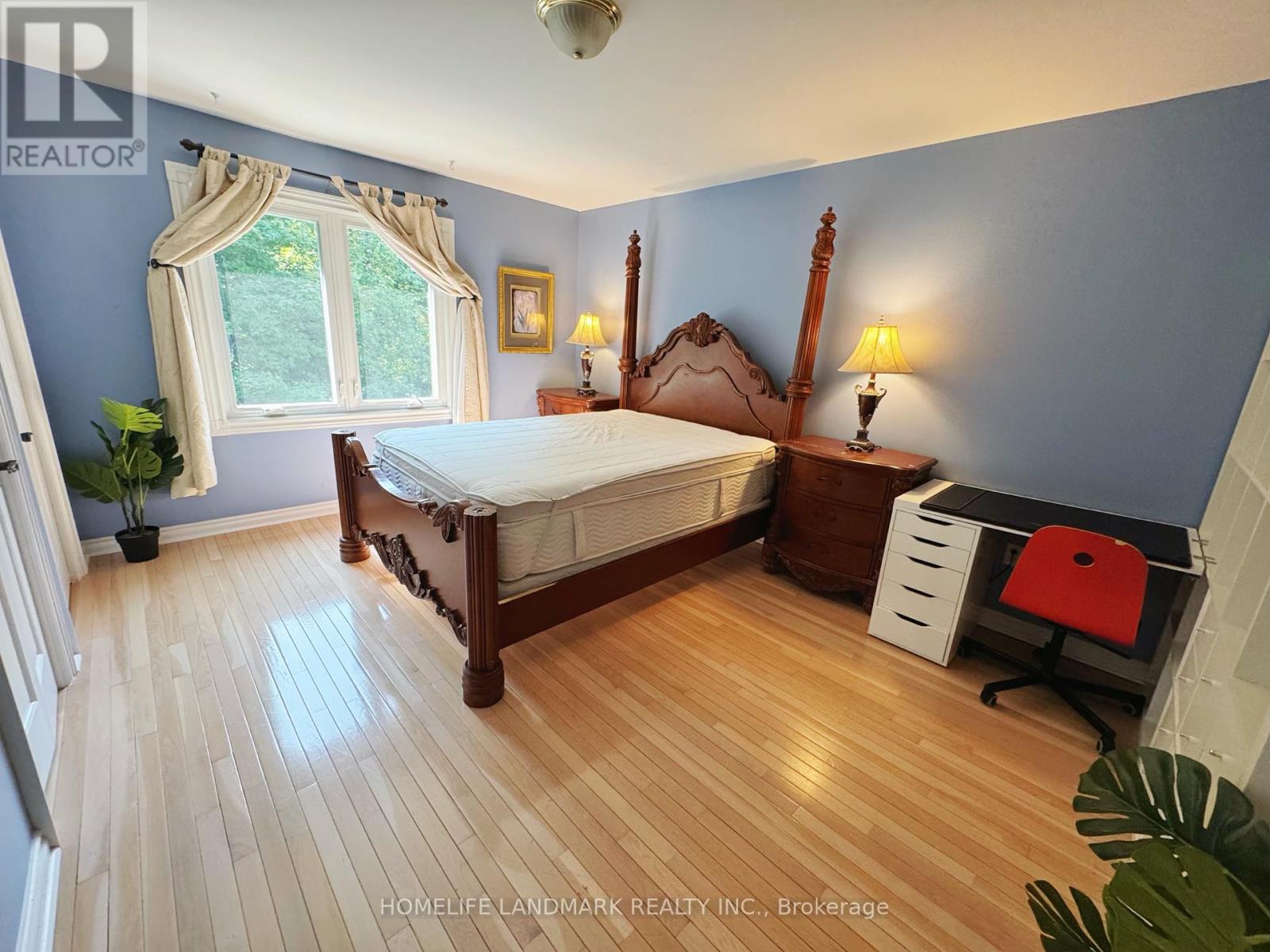 B4 - 2415 Jarvis Street, Mississauga, Ontario  L5C 2P7 - Photo 3 - W12425505